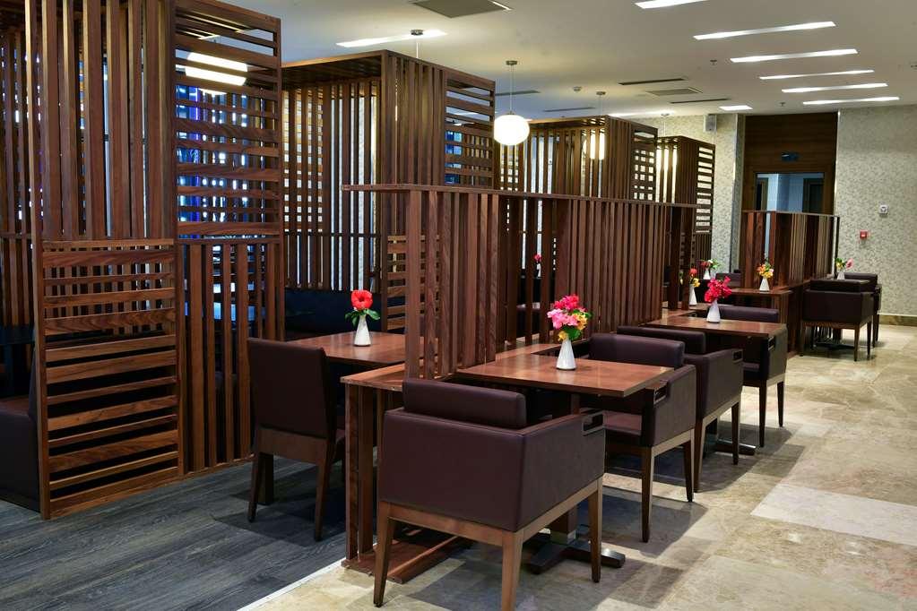 Tulip Inn Naya 알제 레스토랑 사진